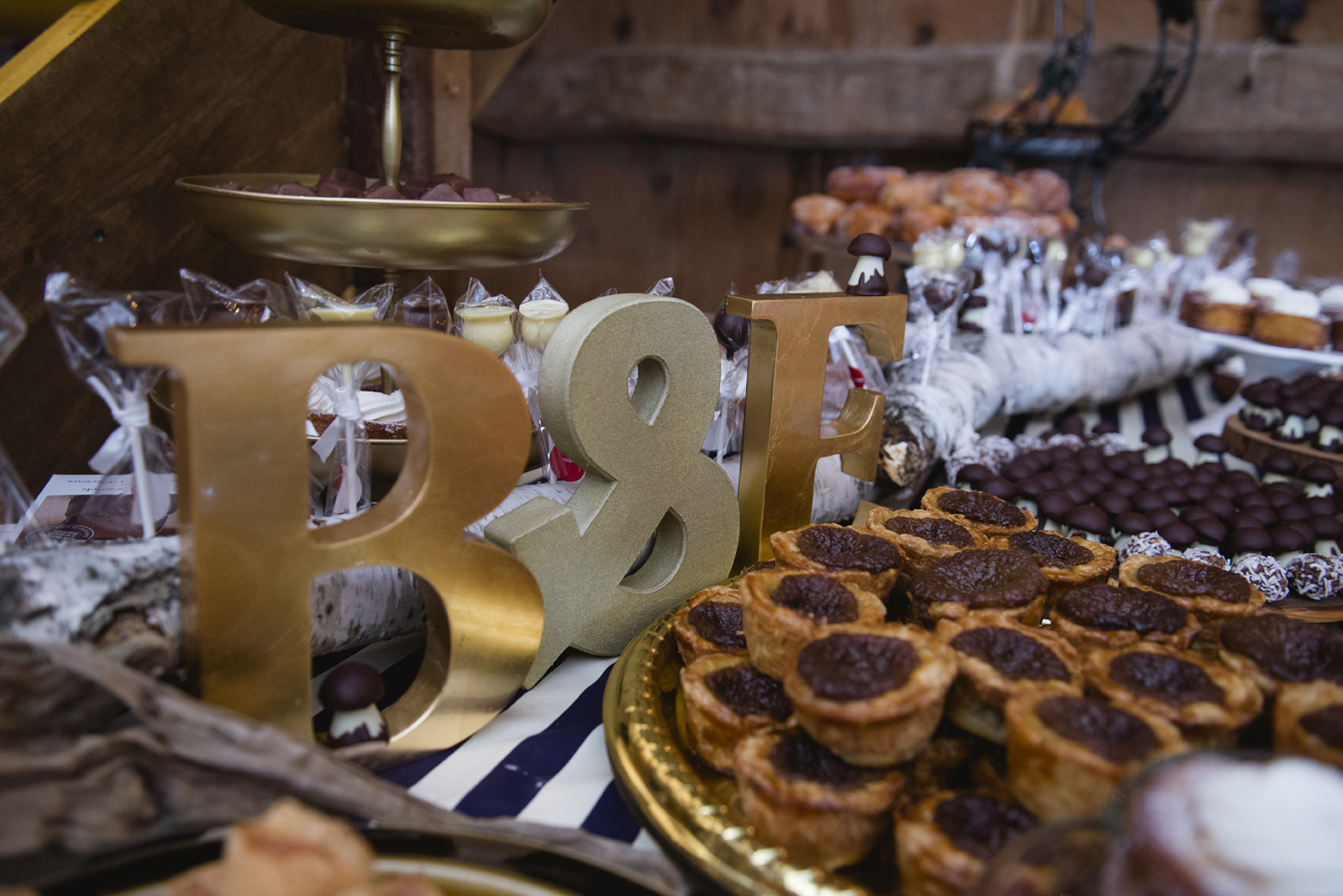 Kingston Barn Wedding - abc011