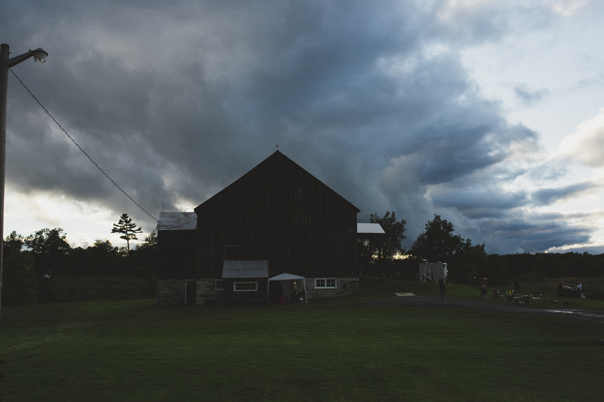 Kingston Barn Wedding - abc047