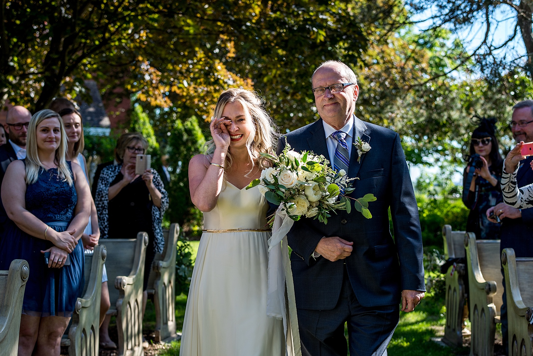 Honsberger Estate Winery wedding