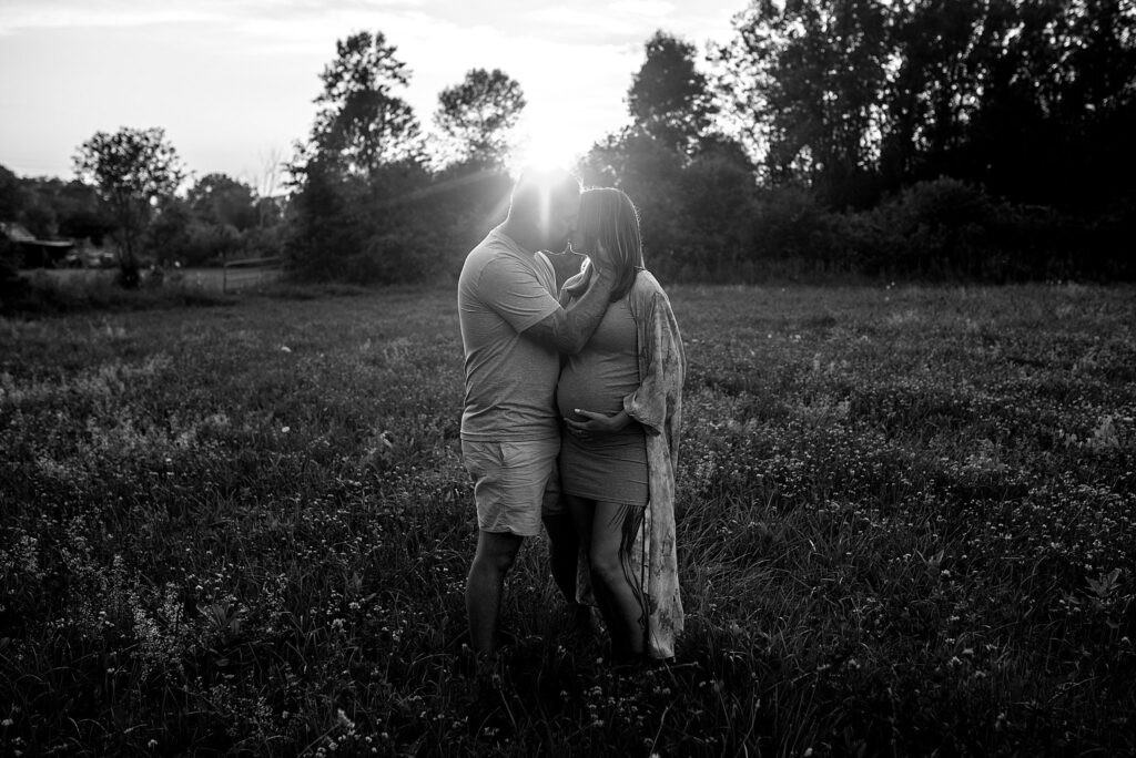 Maternity Photos Prince Edward County